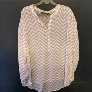 Blouse chevron pattern